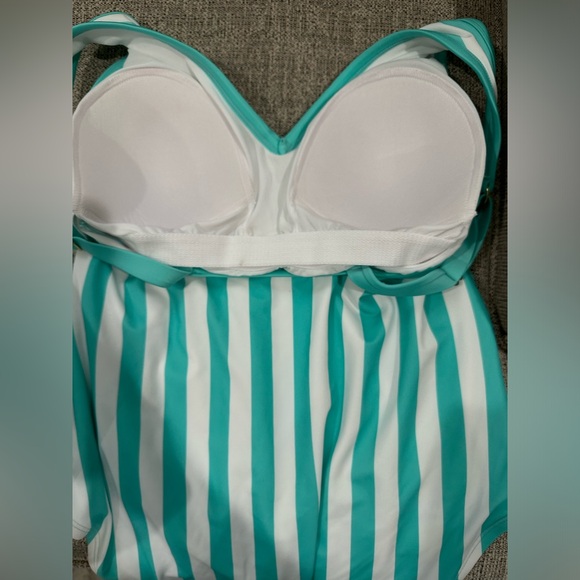NEW Kona Sol Turquoise and White Vertical Stripes One Piece swimsuit 14W - Picture 3 of 11